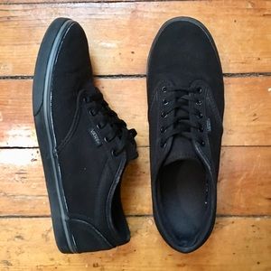 black canvas vans women’s size 8